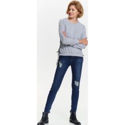 Bluza damska z wiązaniami po bokach. Szare bluzy damskie TROLL, na zimę, m, bez wzorów, z dzianiny, bez rękawów, bez kaptura. W wyprzedaży za 39,99 zł.