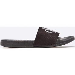 Calvin Klein Jeans - Klapki Viggo Heavy Canvas. Białe kapcie męskie marki Calvin Klein Jeans, z jeansu. Za 229,90 zł.