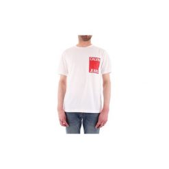 T-shirty z krótkim rękawem Calvin Klein Jeans J30J311326. Białe t-shirty męskie Calvin Klein Jeans, s, bez wzorów, z jeansu, bez kołnierzyka, krótkie. Za 190,54 zł.