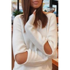 Sweter damski DERLA. Bluzy damskie uniwersalny. W wyprzedaży za 69,00 zł.