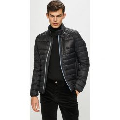 S. Oliver - Kurtka. Czarne płaszcze męskie S.Oliver, s, bez wzorów, z elastanu, krótkie, bez kaptura. W wyprzedaży za 319,90 zł.
