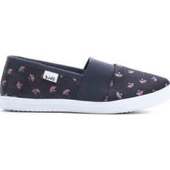 Ciemnogranatowe Tenisówki Dancing Feets. Niebieskie buty sportowe dziewczęce Born2be, z materiału, z okrągłym noskiem. Za 29,99 zł.