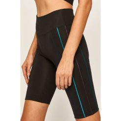 Desigual Sport - Szorty. Czarne spodenki sportowe damskie Desigual Sport, s, z nadrukiem, z elastanu, sportowe. Za 249,90 zł.