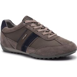 Sneakersy GEOX - U Wells C U52T5C 022ME C9030 Stone/Grey. Szare sneakersy męskie Geox, na co dzień, bez wzorów, z zamszu, eleganckie, bez zapięcia. W wyprzedaży za 299,00 zł.