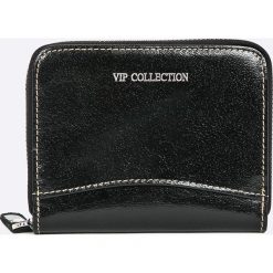 VIP COLLECTION - Portfel skórzany. Czarne portfele damskie VIP COLLECTION, z materiału. W wyprzedaży za 59,90 zł.