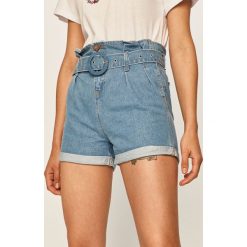 Answear - Szorty jeansowe. Niebieskie szorty damskie ANSWEAR, s, w paski, z bawełny, casualowe, z podwyższonym stanem. W wyprzedaży za 99,90 zł.