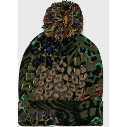 Desigual - Czapka. Zielone czapki damskie marki Desigual, z dzianiny. Za 149,90 zł.