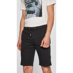 Pierre Cardin - Szorty Bermuda. Niebieskie spodenki i szorty męskie Pierre Cardin, bez wzorów, z elastanu, casualowe. W wyprzedaży za 129,90 zł.
