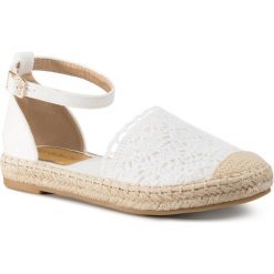 Espadryle DEEZEE - WSS20010-5 White. Białe espadryle damskie DeeZee, bez wzorów, ze skóry ekologicznej, bez obcasa, na płaskiej podeszwie. Za 79,99 zł.