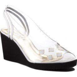 Sandały AZURÉE - Dame 8AN Vernis Blanc/Glitter Or 05. Białe klapki damskie Azurée, bez wzorów, ze skóry, bez obcasa, na obcasie. W wyprzedaży za 449,00 zł.