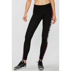Tally Weijl - Legginsy. Szare legginsy we wzory TALLY WEIJL, z bawełny. W wyprzedaży za 49,90 zł.