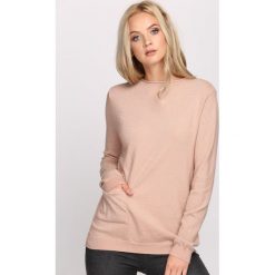 Jasnoróżowy Sweter Count On Me. Szare bez kategorii Born2be, xl, z dzianiny, z dekoltem w łódkę. Za 59,99 zł.