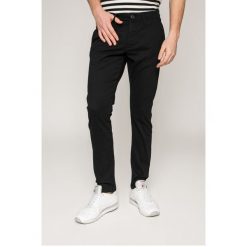 Produkt by Jack & Jones - Spodnie. Czarne spodnie męskie PRODUKT by Jack & Jones, na co dzień, l, bez wzorów, z elastanu, casualowe. Za 129,90 zł.