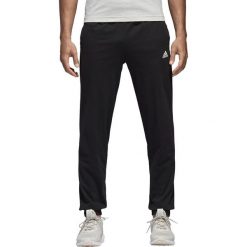 MĘSKIE SPODNIE ADIDAS ESSENTIALS (M). Spodnie męskie Adidas, na co dzień, m, bez wzorów, z bawełny, sportowe. W wyprzedaży za 139,99 zł.