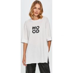 Answear Lab - T-shirt. Białe bluzki damskie Answear Lab, s, z nadrukiem, z bawełny, z okrągłym kołnierzem. Za 59,90 zł.