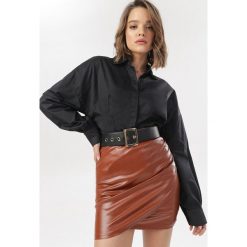 Camelowa Spódnica Krynira. Brązowe spódniczki damskie Born2be, s, bez wzorów, mini. Za 69,99 zł.