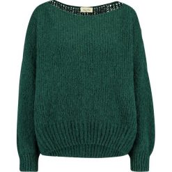 American Vintage BOOLDER RELAXED JUMPER Sweter spruce. Zielone swetry klasyczne damskie marki LANCERTO, na jesień, m, z bawełny, vintage, z włoskim kołnierzykiem. Za 529,00 zł.