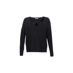 Swetry Molly Bracken CINUN. Czarne swetry klasyczne damskie Molly Bracken, l. Za 159,00 zł.