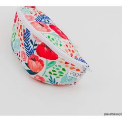 Wodoodporna nerka makowe pole. Czerwone nerki damskie marki Pakamera, bez wzorów, z tkaniny, bez dodatków. Za 99,00 zł.