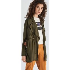 Kurtka ze ściągaczem - Khaki. Brązowe kurtki damskie Sinsay, s, bez wzorów, bez kaptura. Za 99,99 zł.