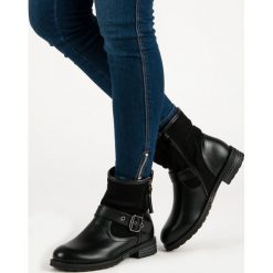 CZARNE WORKERY. Czarne botki damskie SDS, bez obcasa, bez zapięcia. Za 65,90 zł.