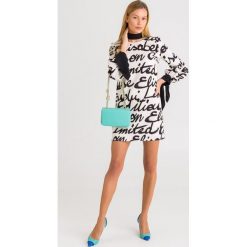 SUKIENKA elisabetta franchi. Białe sukienki damskie Elisabetta Franchi, na co dzień, m, w paski, z materiału, z okrągłym kołnierzem, bez rękawów, mini, proste. Za 1499,00 zł.