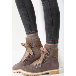 Khaki Traperki Bye Bye Love. Brązowe buty zimowe damskie marki vices. Za 109,99 zł.