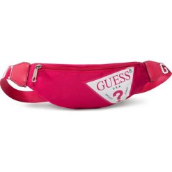 Saszetka nerka GUESS - Devin HGDEV4 PU203 FUXIA. Różowe nerki damskie Guess, z aplikacjami, z materiału, młodzieżowe, bez dodatków. Za 159,00 zł.