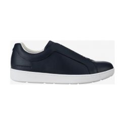 Armani Exchange Tenisówki Niebieski. Niebieskie trampki męskie Armani Exchange, bez wzorów, ze skóry, bez zapięcia. Za 740,95 zł.