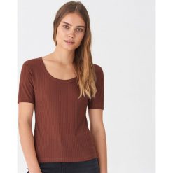 T-shirt basic - Brązowy. Pomarańczowe t-shirty damskie House, s. W wyprzedaży za 12,99 zł.