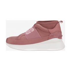 UGG Neutra Tenisówki Różowy. Różowe trampki i tenisówki damskie Ugg, bez wzorów, ze skóry, bez zapięcia. Za 671,95 zł.