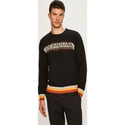 Desigual - Sweter. Czarne swetry męskie Desigual, s, z aplikacjami, z bawełny, z okrągłym kołnierzem, bez kaptura. W wyprzedaży za 269,90 zł.