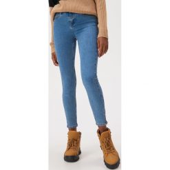 Jeansy skinny z zamkami - Niebieski. Niebieskie jeansy damskie Sinsay. Za 59,99 zł.