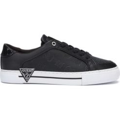Guess Gransin Tenisówki Czarny. Czarne trampki i tenisówki damskie Guess, z aplikacjami, z materiału, bez zapięcia. Za 373,95 zł.