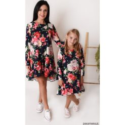 Sukienka Damska Mama i Córka LM56/1. Sukienki damskie Pakamera, s, bez wzorów, z tkaniny, bez kołnierzyka, bez rękawów, midi. Za 109,00 zł.