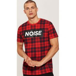 T-shirt w kratę - Czerwony. Czerwone t-shirty męskie marki House, l. Za 49,99 zł.