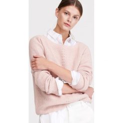 Sweter - Różowy. Różowe swetry damskie Reserved, s. W wyprzedaży za 39,99 zł.