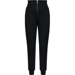 Spodnie dresowe Guess Annika W0BB19 K8800. Czarne spodnie damskie Guess, s, z dresówki. Za 419,00 zł.
