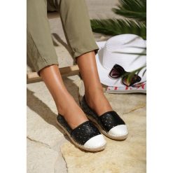 Czarne Espadryle This Is Me. Czarne espadryle damskie Renee, bez wzorów, bez obcasa, na płaskiej podeszwie. Za 39,99 zł.