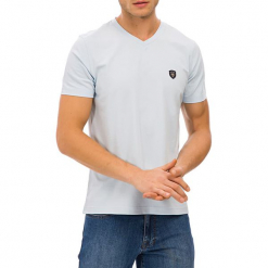 T-shirt w kolorze jasnoniebieskim. Niebieskie t-shirty męskie GALVANNI, m. W wyprzedaży za 84,95 zł.