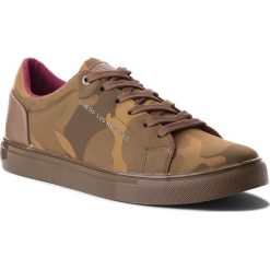 Sneakersy GUESS - FMLUI3 FAB12 TAUPE. Pomarańczowe sneakersy męskie Guess, na co dzień, z aplikacjami, ze skóry ekologicznej, na sznurówki. W wyprzedaży za 259,00 zł.