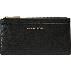 MICHAEL Michael Kors MONEY PIECES SLIM CARD CASE Portfel black. Czarne portfele damskie marki MICHAEL Michael Kors. Za 359,00 zł.