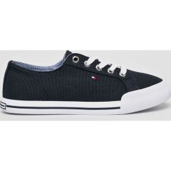 Tommy Hilfiger - Tenisówki. Niebieskie trampki i tenisówki damskie TOMMY HILFIGER, bez wzorów, z gumy, na sznurówki. W wyprzedaży za 159,90 zł.