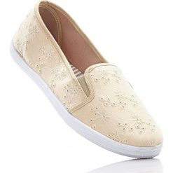 Baleriny bonprix piaskowy. Brązowe baleriny damskie bonprix, bez wzorów, sportowe, bez obcasa. Za 49,99 zł.