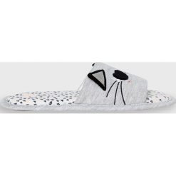 Etam - Kapcie Gafas. Szare kapcie damskie marki Etam, z gumy. W wyprzedaży za 49,90 zł.