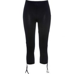 Legginsy rybaczki bonprix czarny. Czarne spodnie damskie bonprix, bez wzorów. Za 49,99 zł.