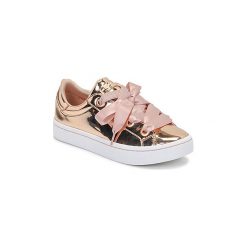 Buty Skechers HI-LITE. Różowe trampki i tenisówki damskie Skechers, bez wzorów, bez zapięcia. Za 231,20 zł.