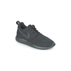 Buty Dziecko Nike ROSHE ONE. Czarne trampki chłopięce marki Nike. Za 269,99 zł.