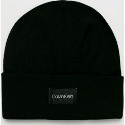 Calvin Klein - Czapka. Czarne czapki męskie marki Calvin Klein, z wełny. W wyprzedaży za 139,90 zł.