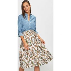 Answear - Koszula jeansowa. Niebieskie bluzki damskie ANSWEAR, s, bez wzorów, z bawełny, casualowe, bez kołnierzyka, z długim rękawem. Za 129,90 zł.